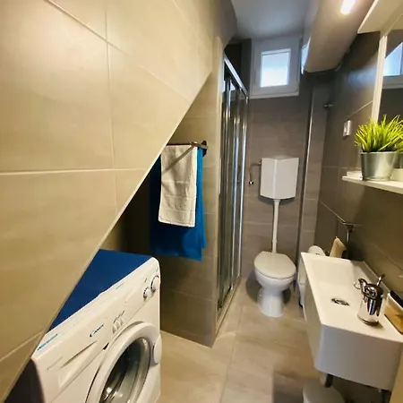 Hotel Retro House 3*